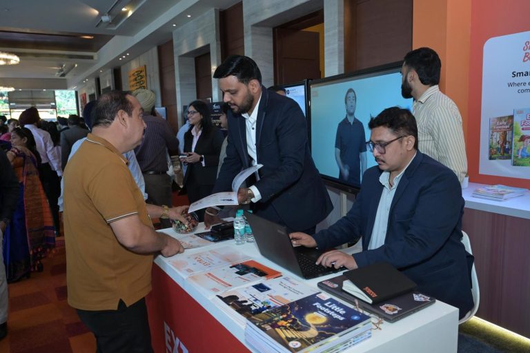 Extramarks Launches Smart K-5 Books at Eduthon 6.0, Chandigarh