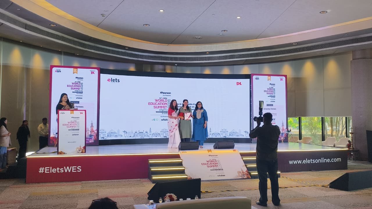 Speaker being honoured on stage at World Education Summit 2026, Delhi